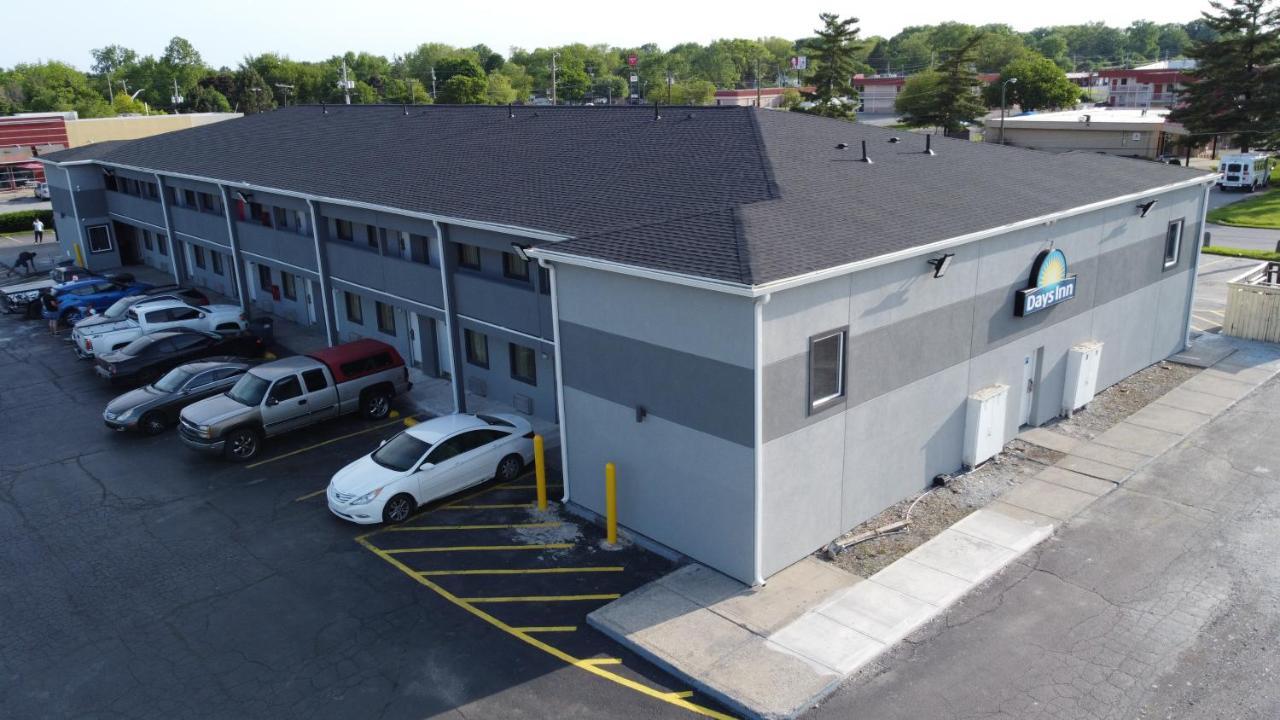Days Inn By Wyndham Indianapolis East Post Road Екстер'єр фото