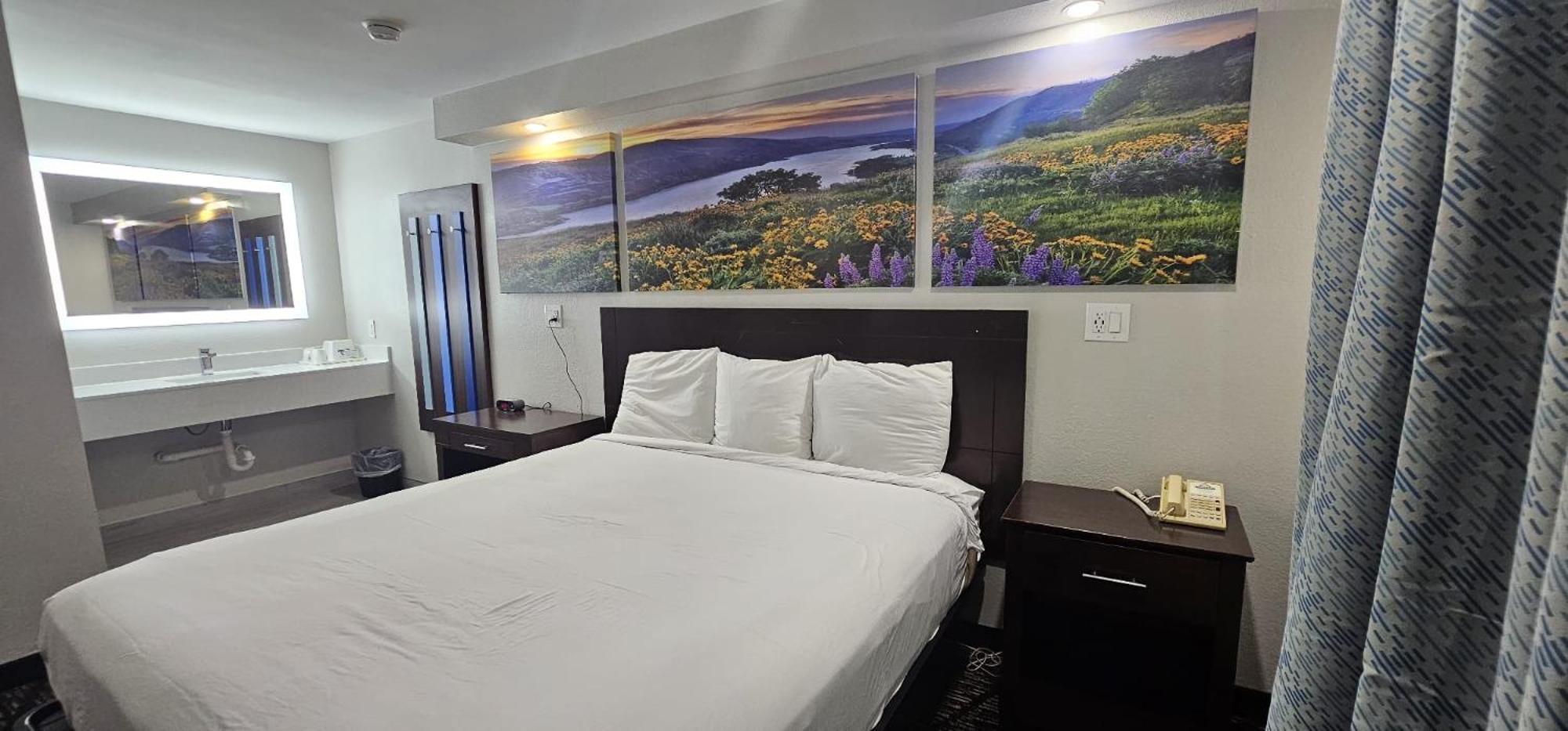 Days Inn By Wyndham Indianapolis East Post Road Екстер'єр фото