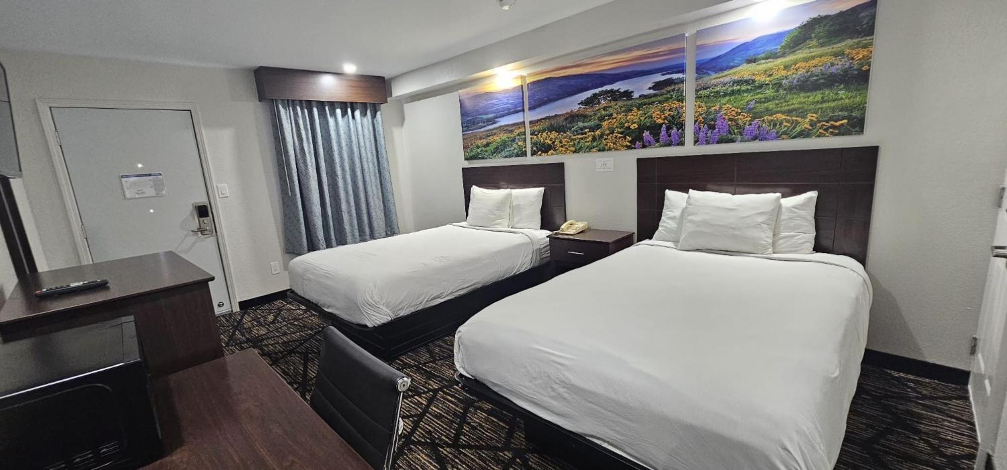 Days Inn By Wyndham Indianapolis East Post Road Екстер'єр фото